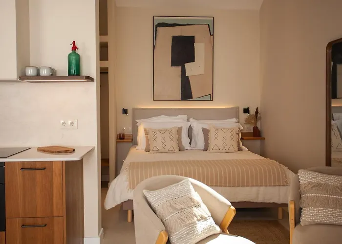 Rodrigues Guest house 4*