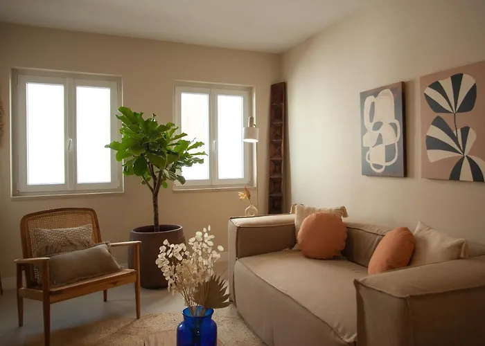 Rodrigues Guest house 4*